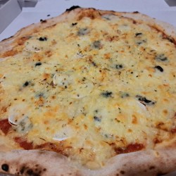 Pizza 4 Fromages